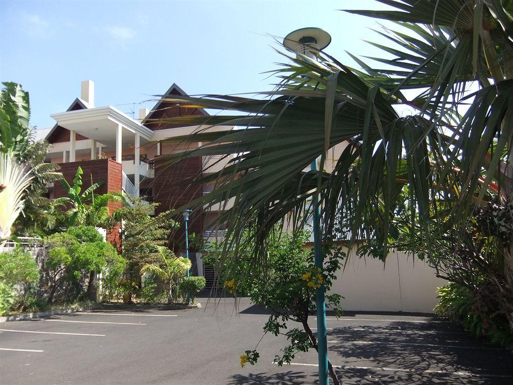 Le Kerveguen Hotel Saint-Gilles-les Bains Kültér fotó