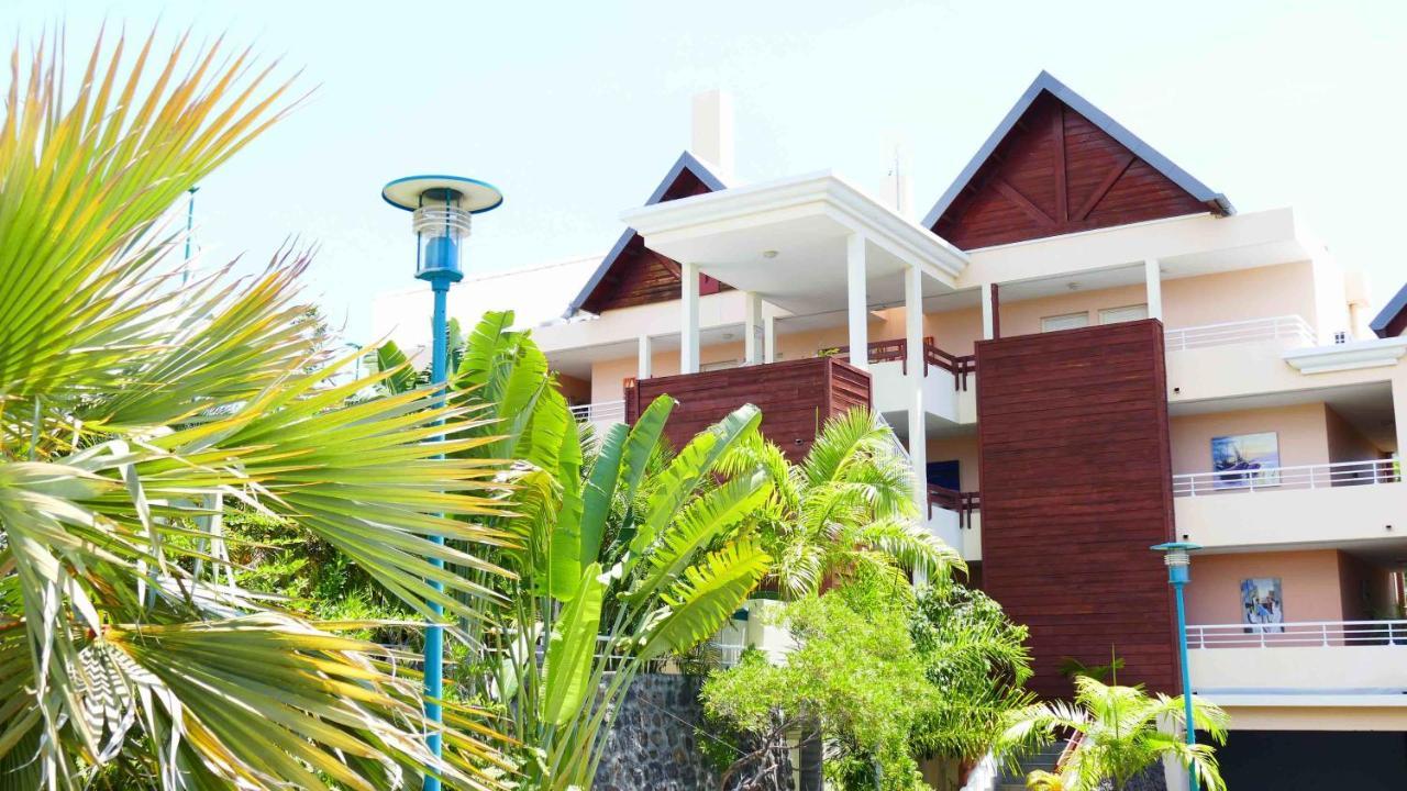 Le Kerveguen Hotel Saint-Gilles-les Bains Kültér fotó